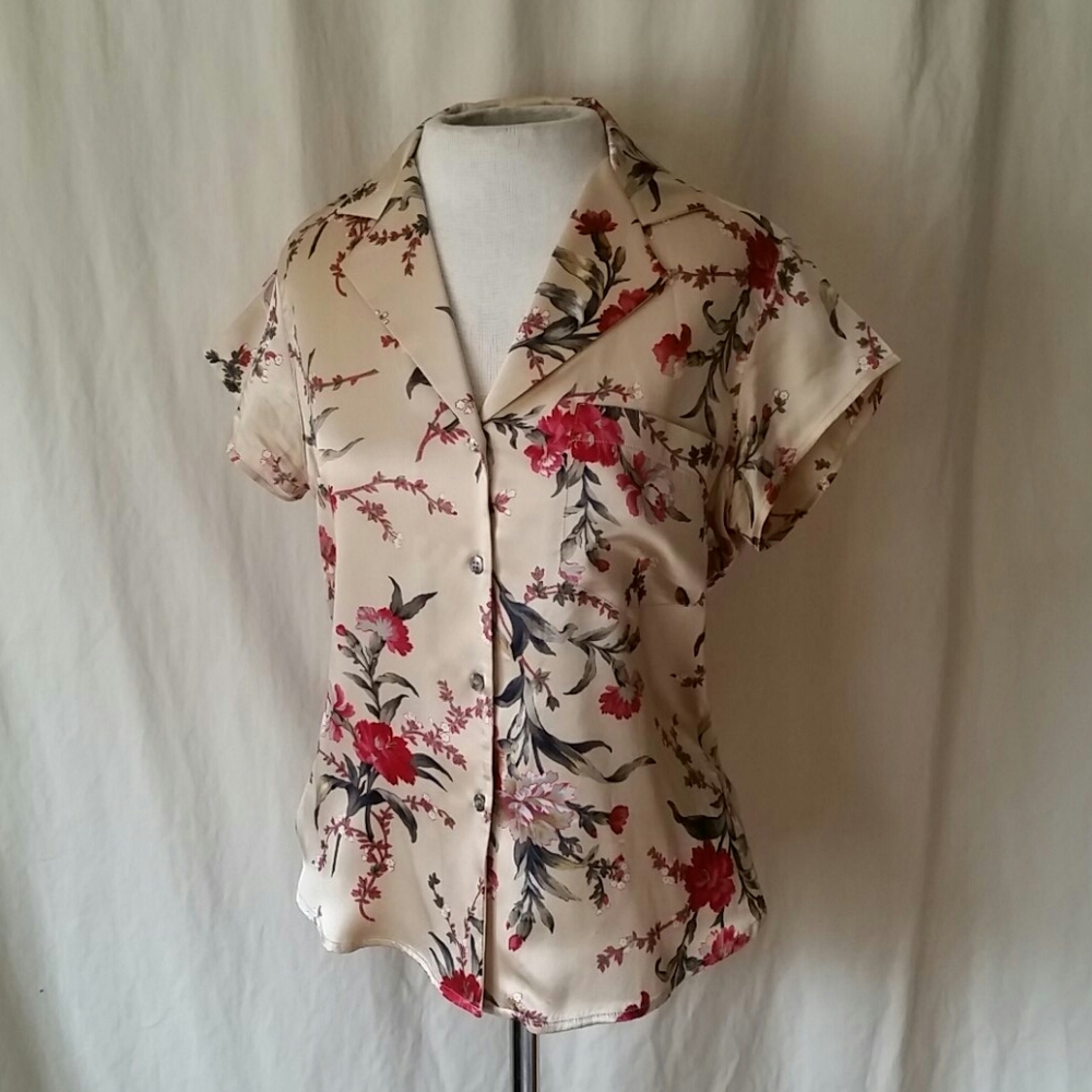 100% silk vintage 1990s evan-picone Floral blouse